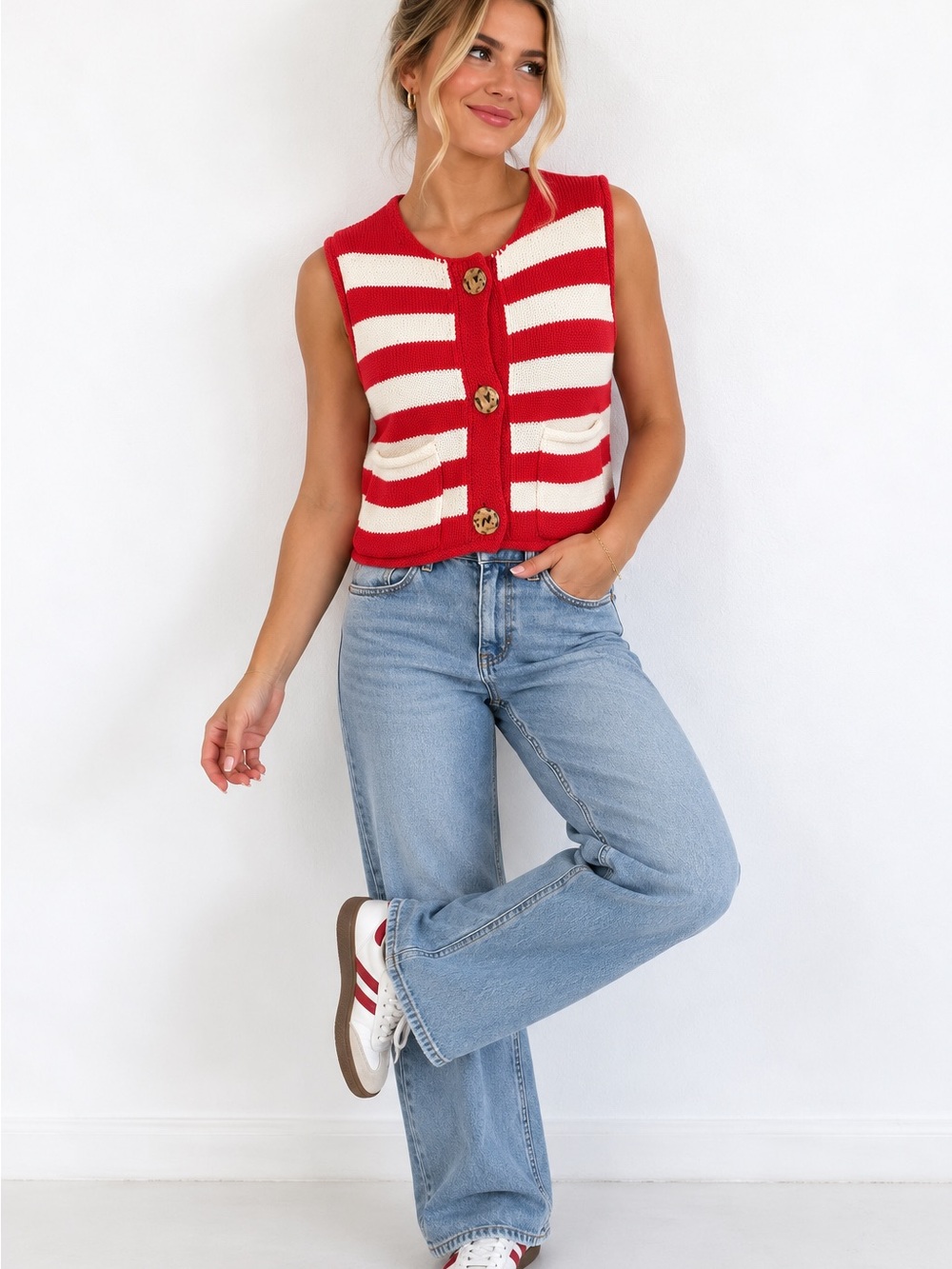 BNWT House of Harlow 1960 Red and Cream Striped Knit Vest
